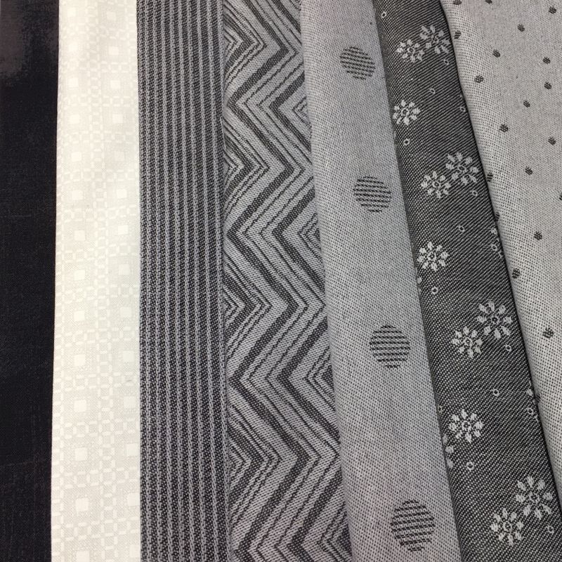 Ved skogstjernet - grå stoffpakke (myQuilt 1/2019)