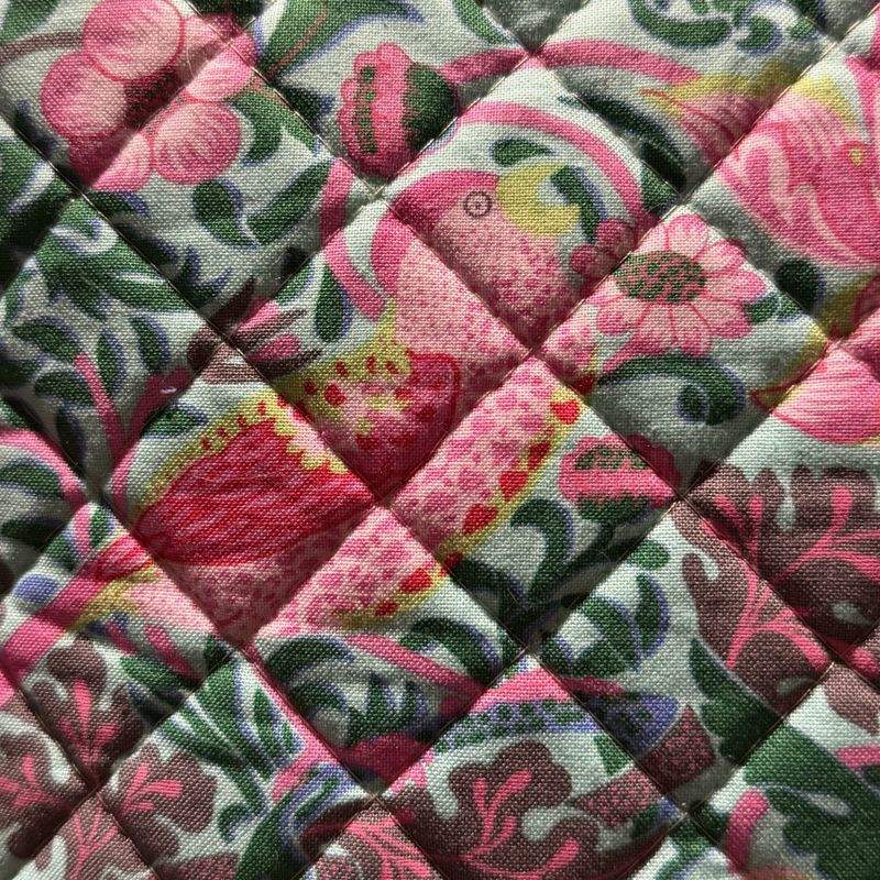 William Morris og Kaffe Fasett  - jordbær tyven 75cm