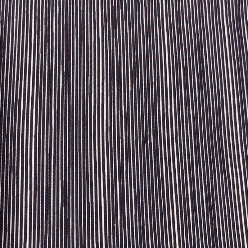Blå ugjevne striper